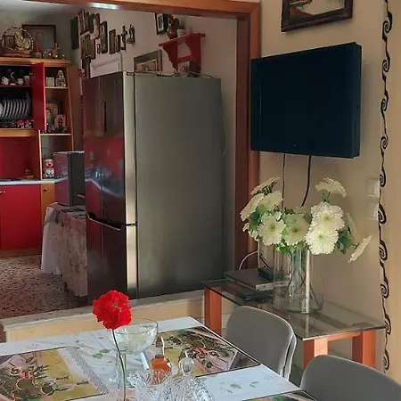Shley House 2 *